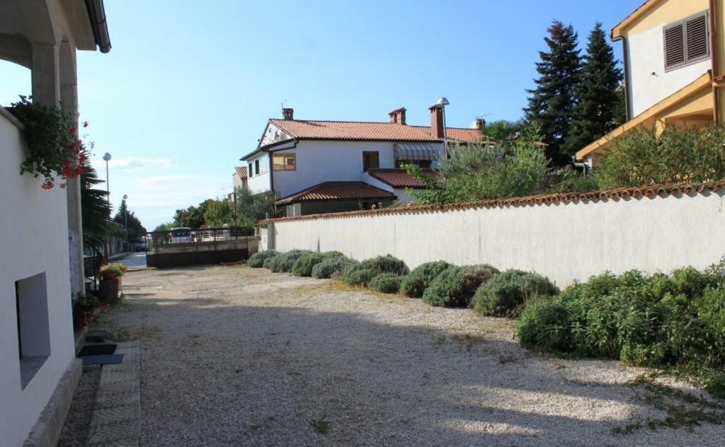 Apartment Radovan Porec Luaran gambar