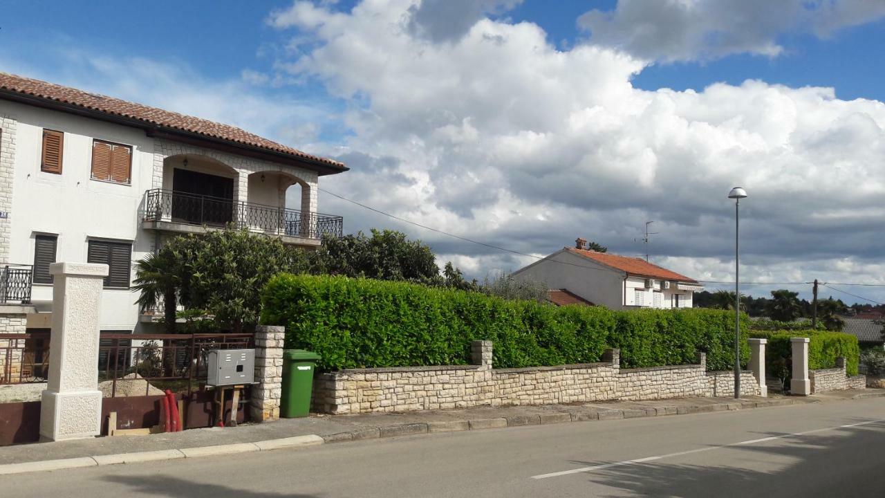 Apartment Radovan Porec Luaran gambar